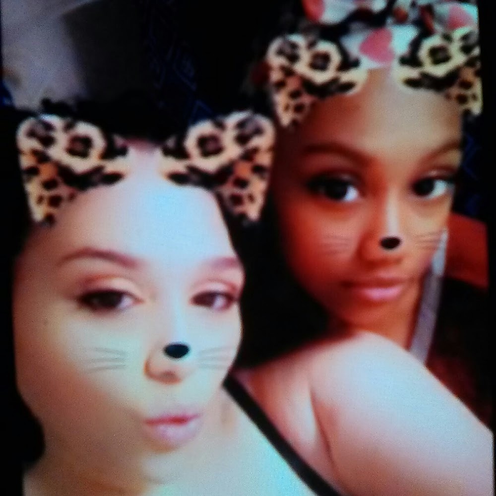 Meet your Posher, Brit